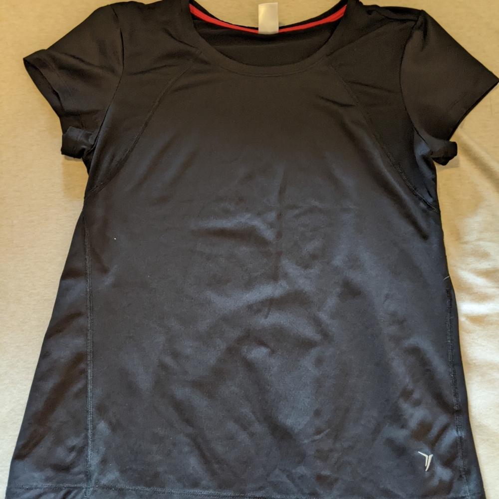 Old navy active black top